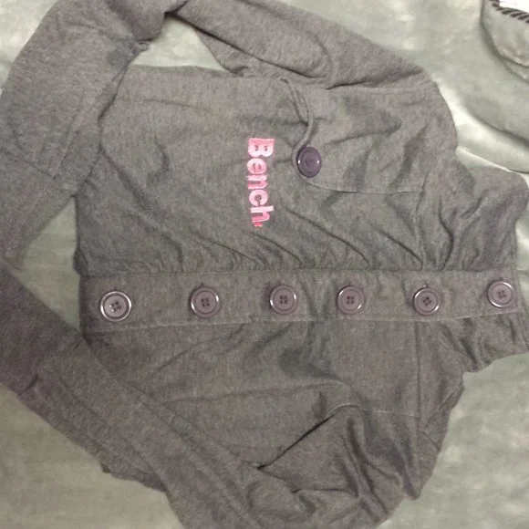 Bench sweater - Picture 1 of 1